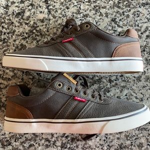 Levi’s comfort shoes